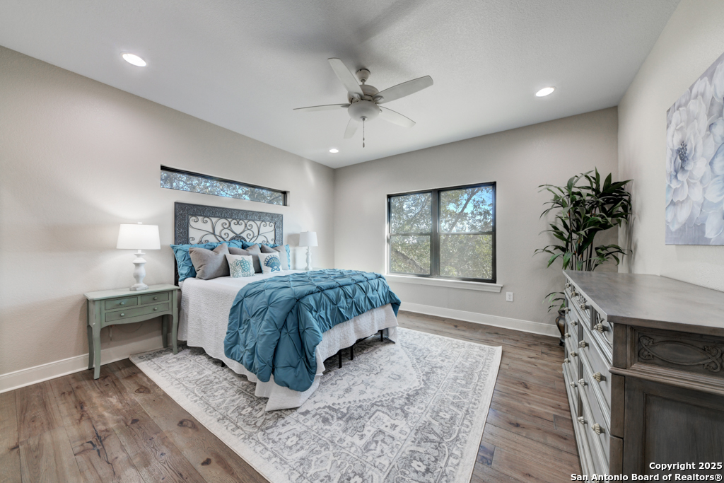 7740 Rocking Horse Ln