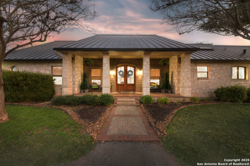 7740 Rocking Horse Ln