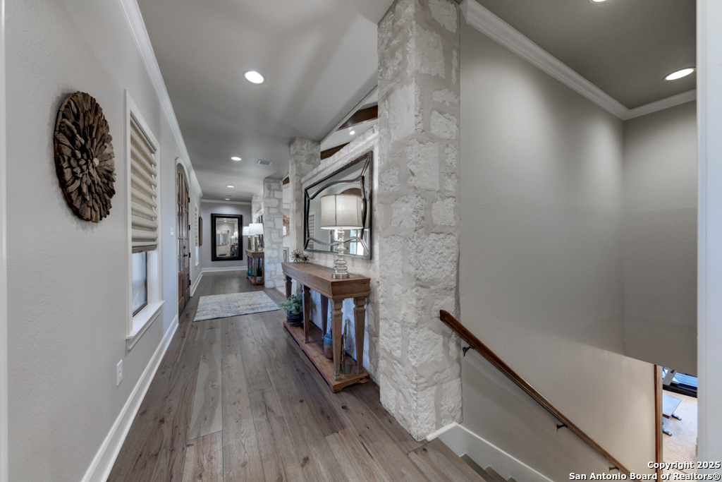 7740 Rocking Horse Ln