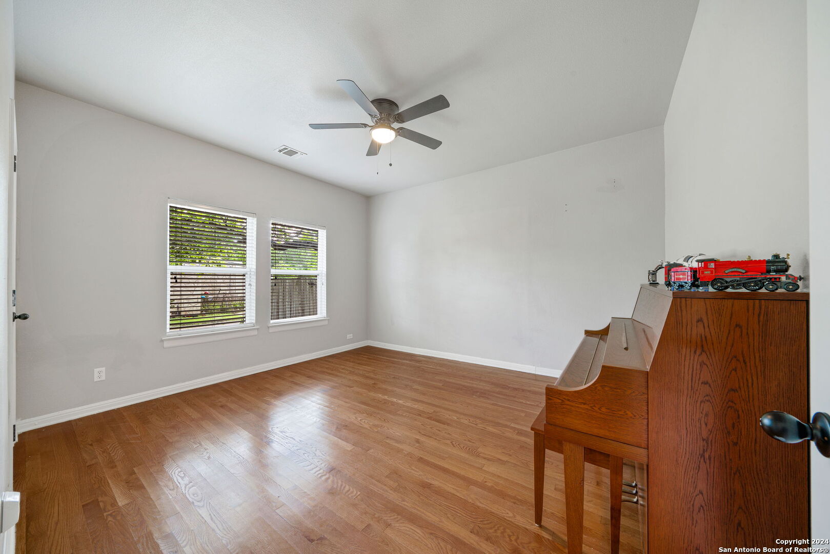 274 HERMINE BLVD