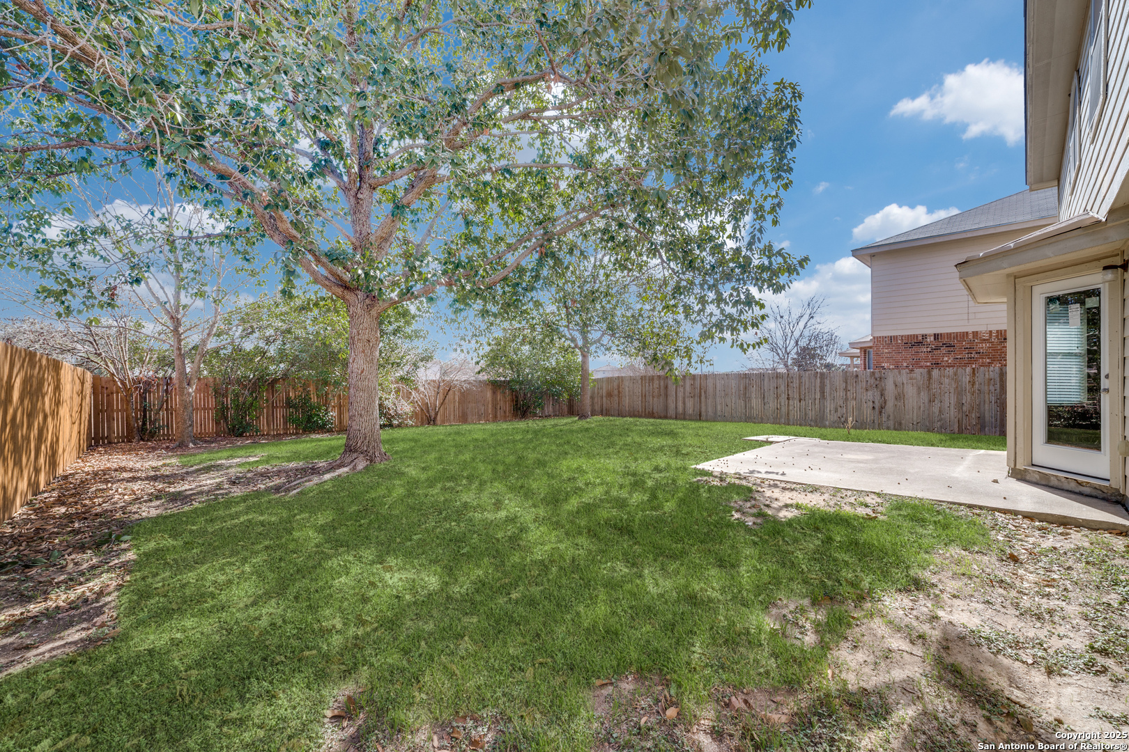 10010 CASPIAN LEDGE