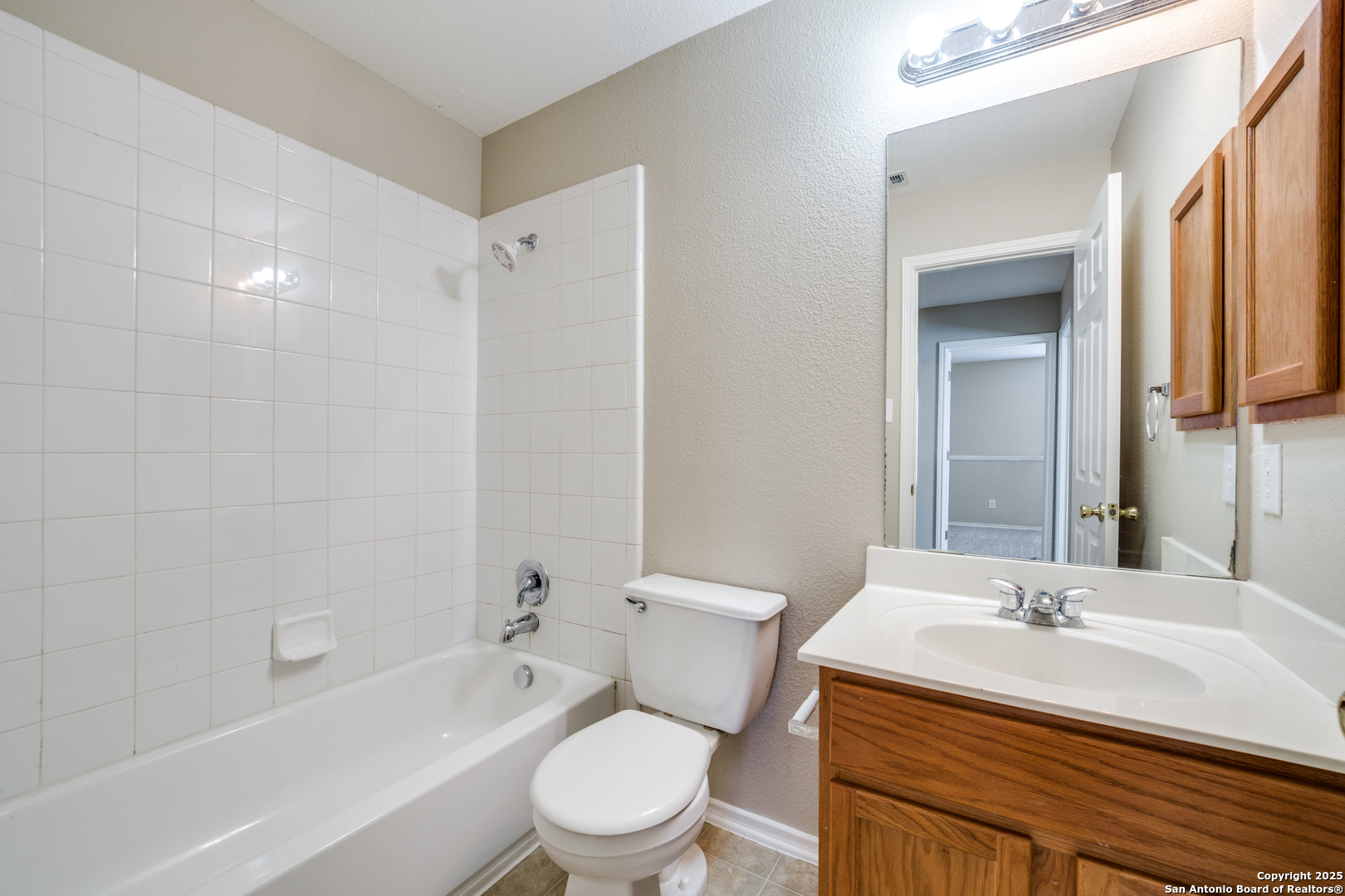 10010 CASPIAN LEDGE