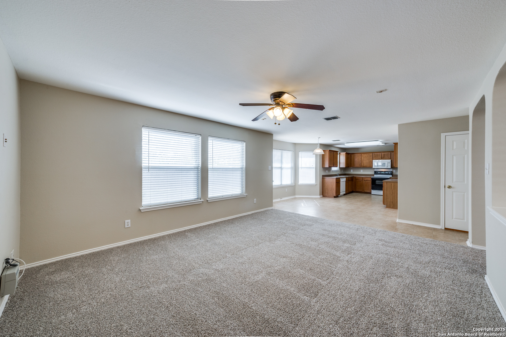10010 CASPIAN LEDGE