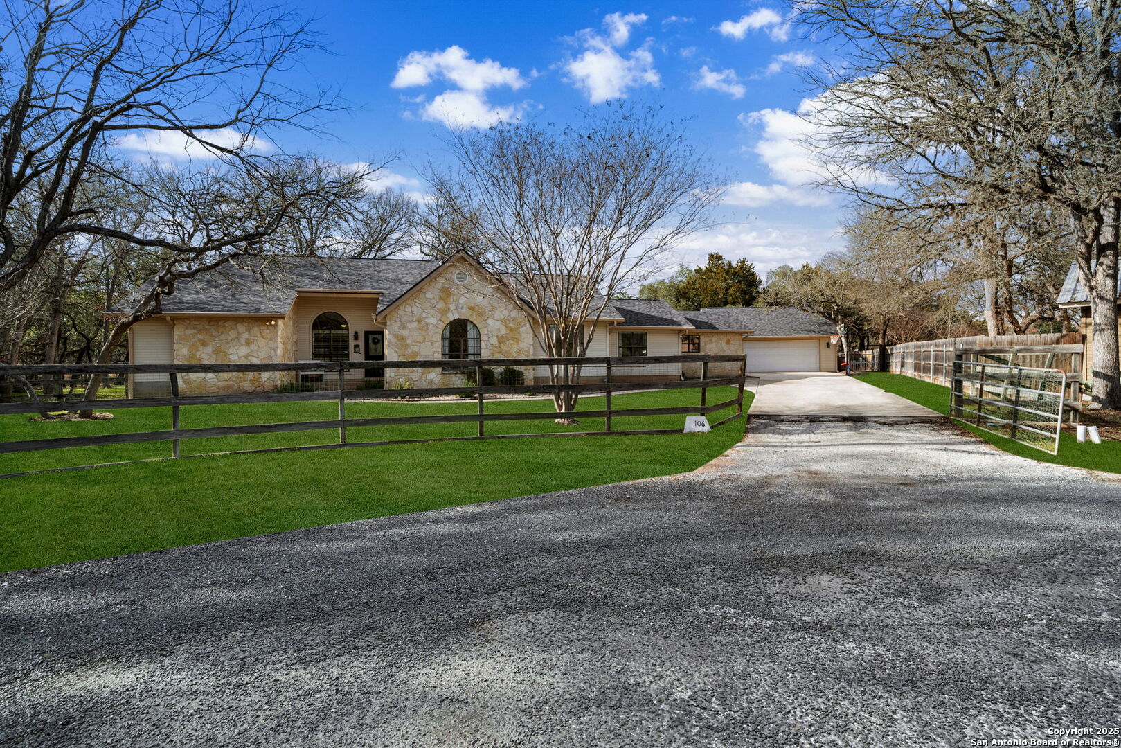 106 QUAIL CT