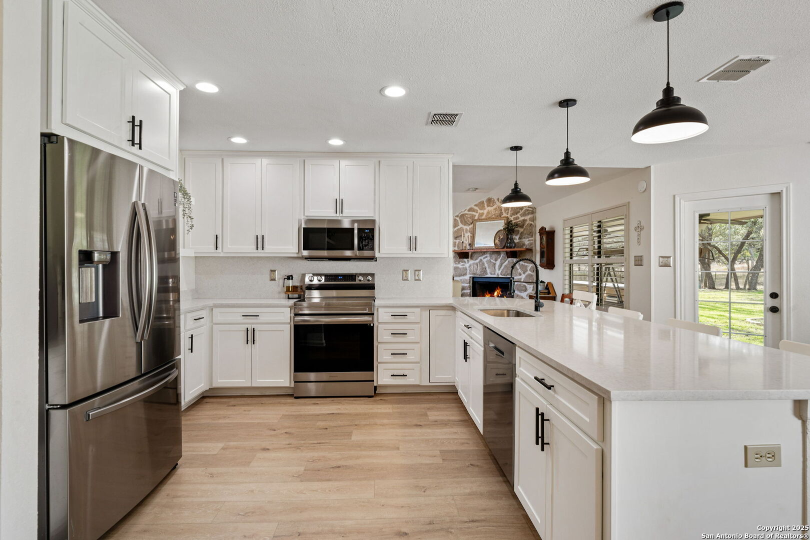 106 QUAIL CT