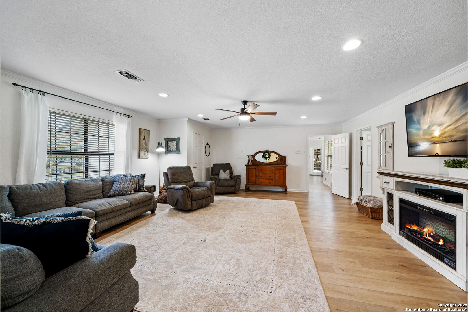 106 QUAIL CT