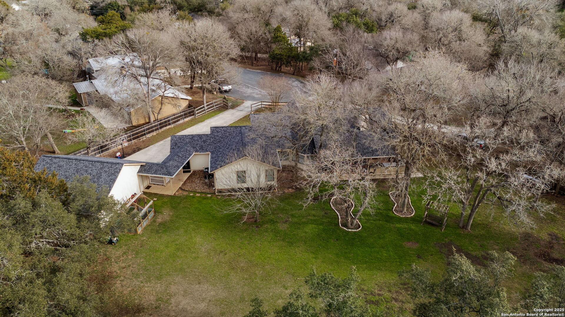106 QUAIL CT