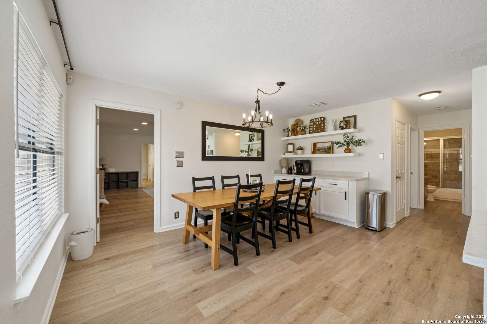 106 QUAIL CT