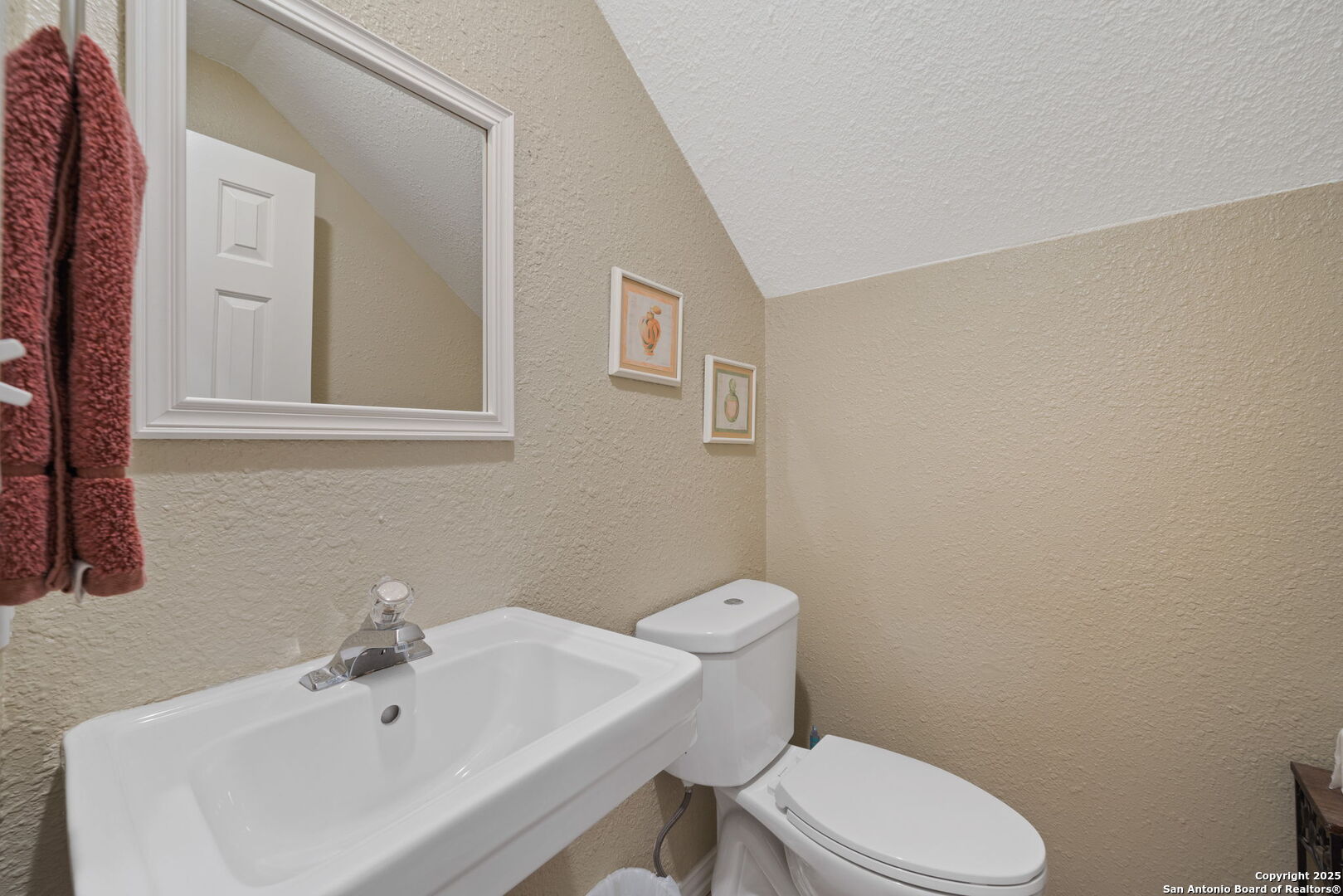 97 CHAPEL HILL CIR 97