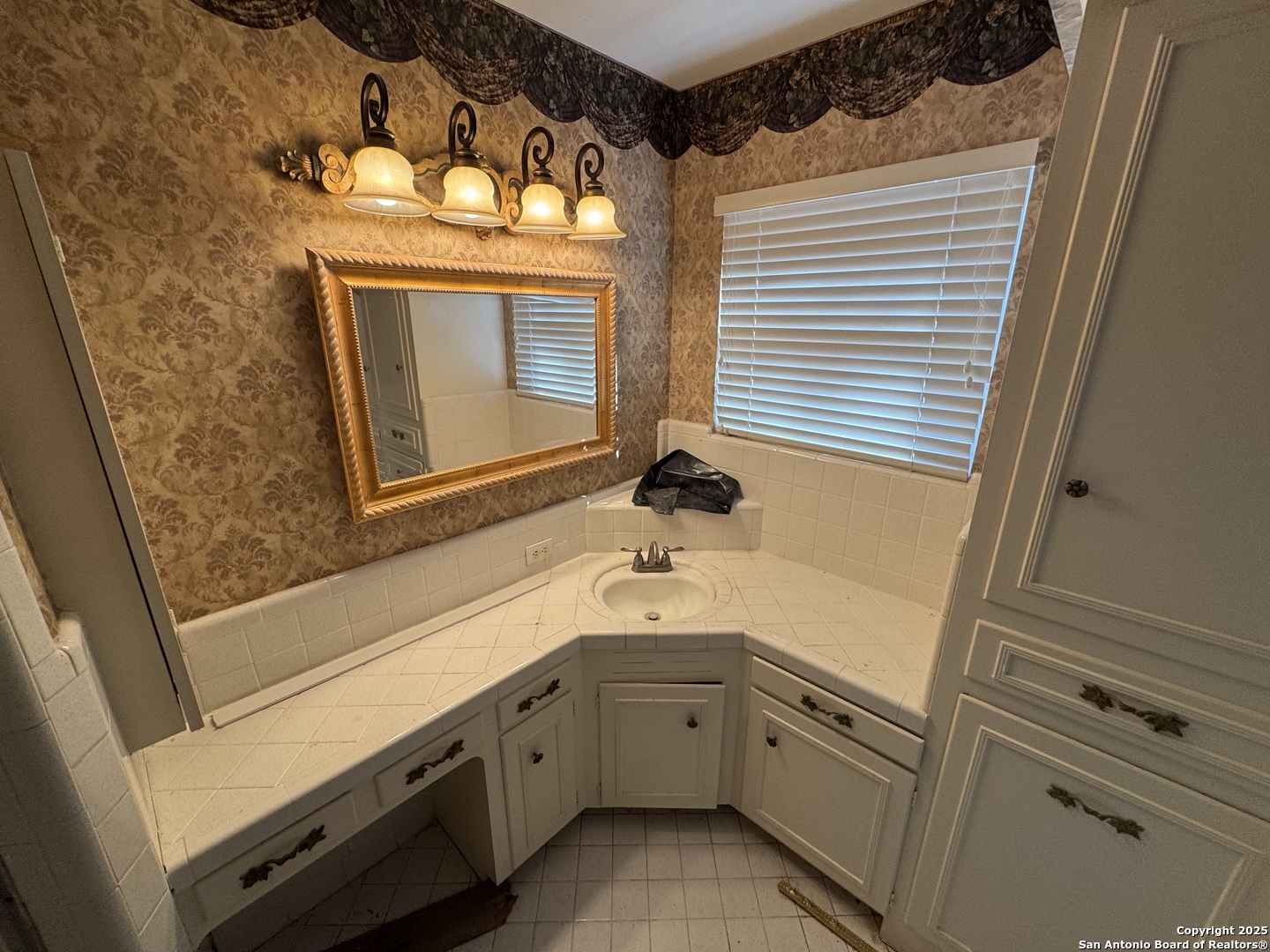 371 PIKE RD
