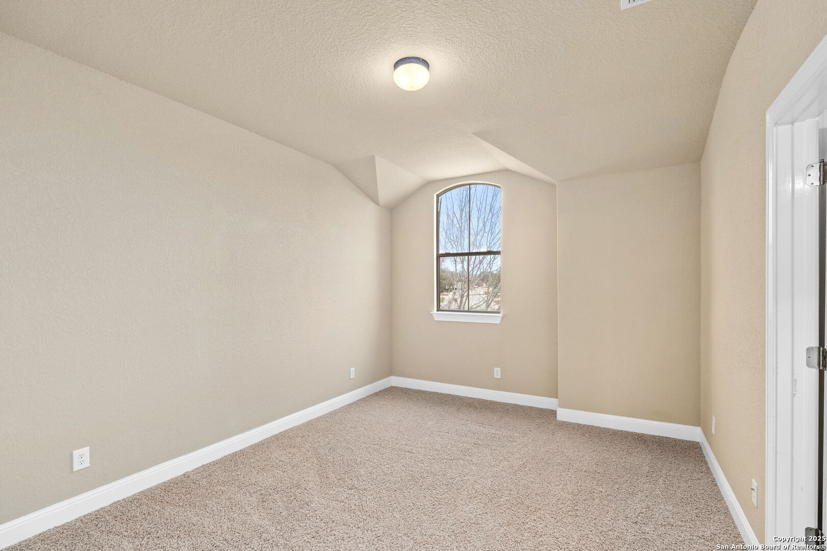 15006 Redbird Pass