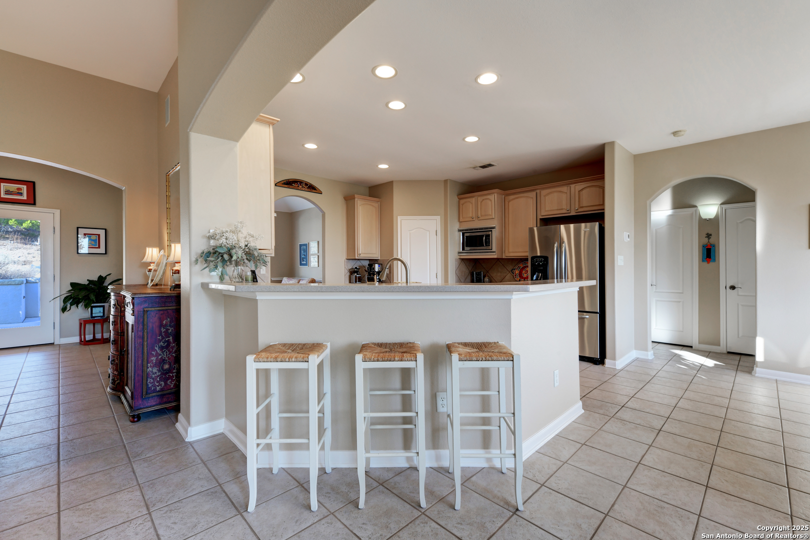 176 ARABIAN WAY