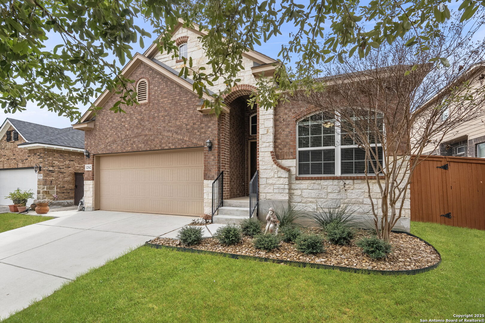 12542 HILLSIDE RNCH