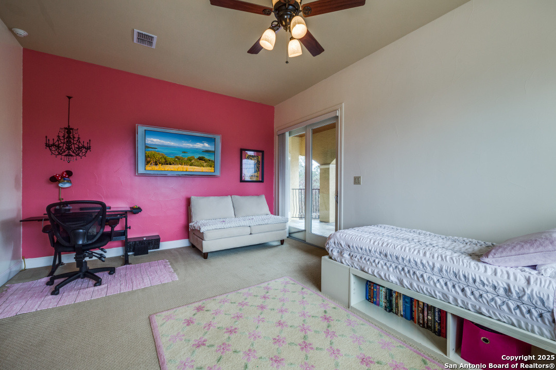 10206 oak forest