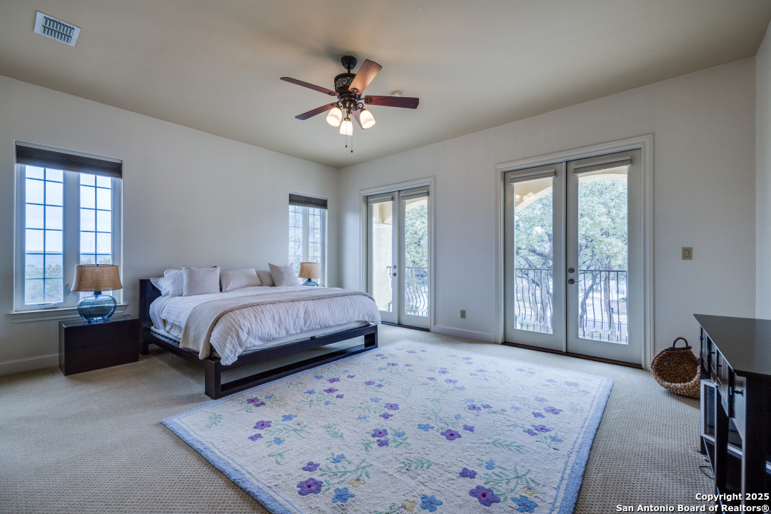 10206 oak forest