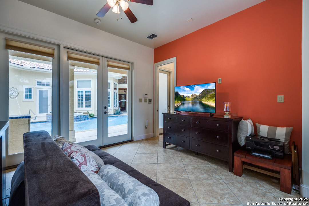 10206 oak forest