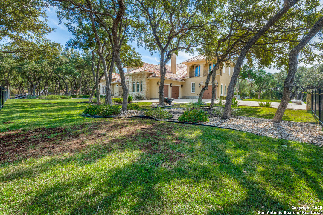 10206 oak forest