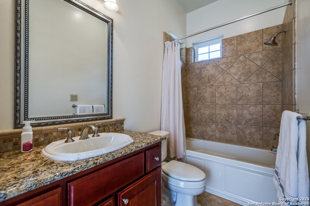 10206 oak forest