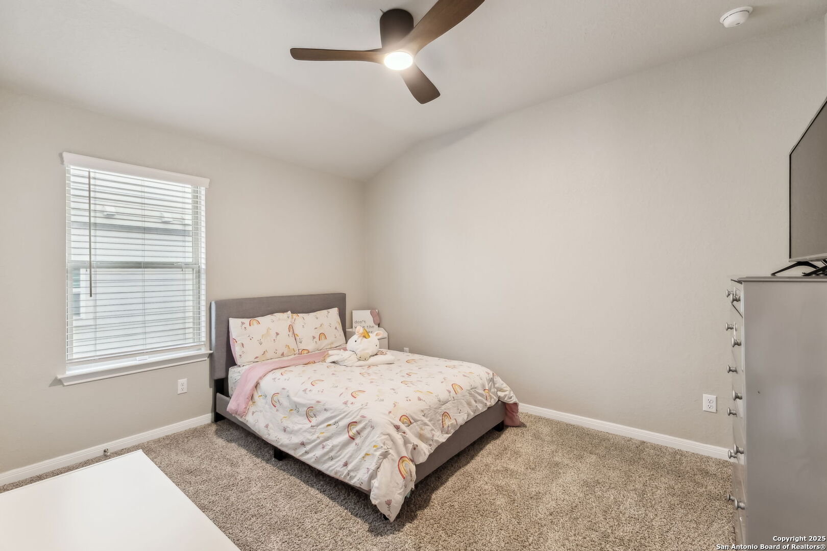 320 Shelton Pass
