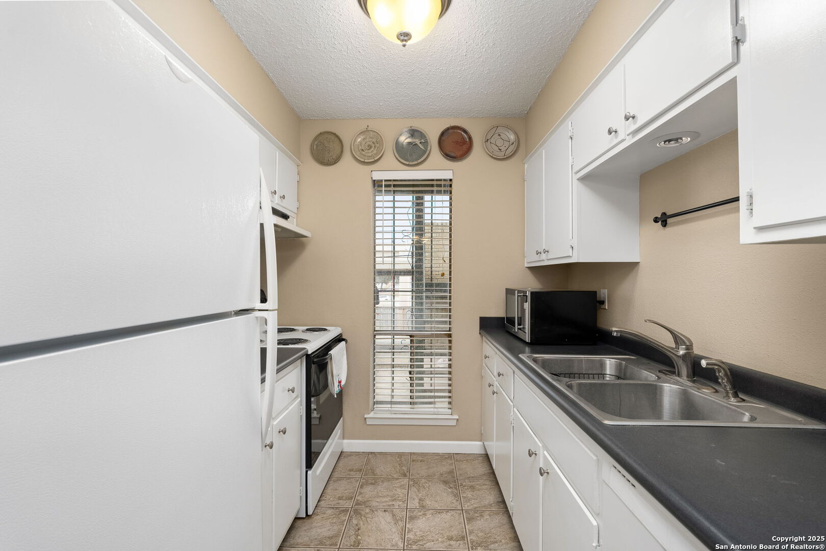 9915 POWHATAN DR J2