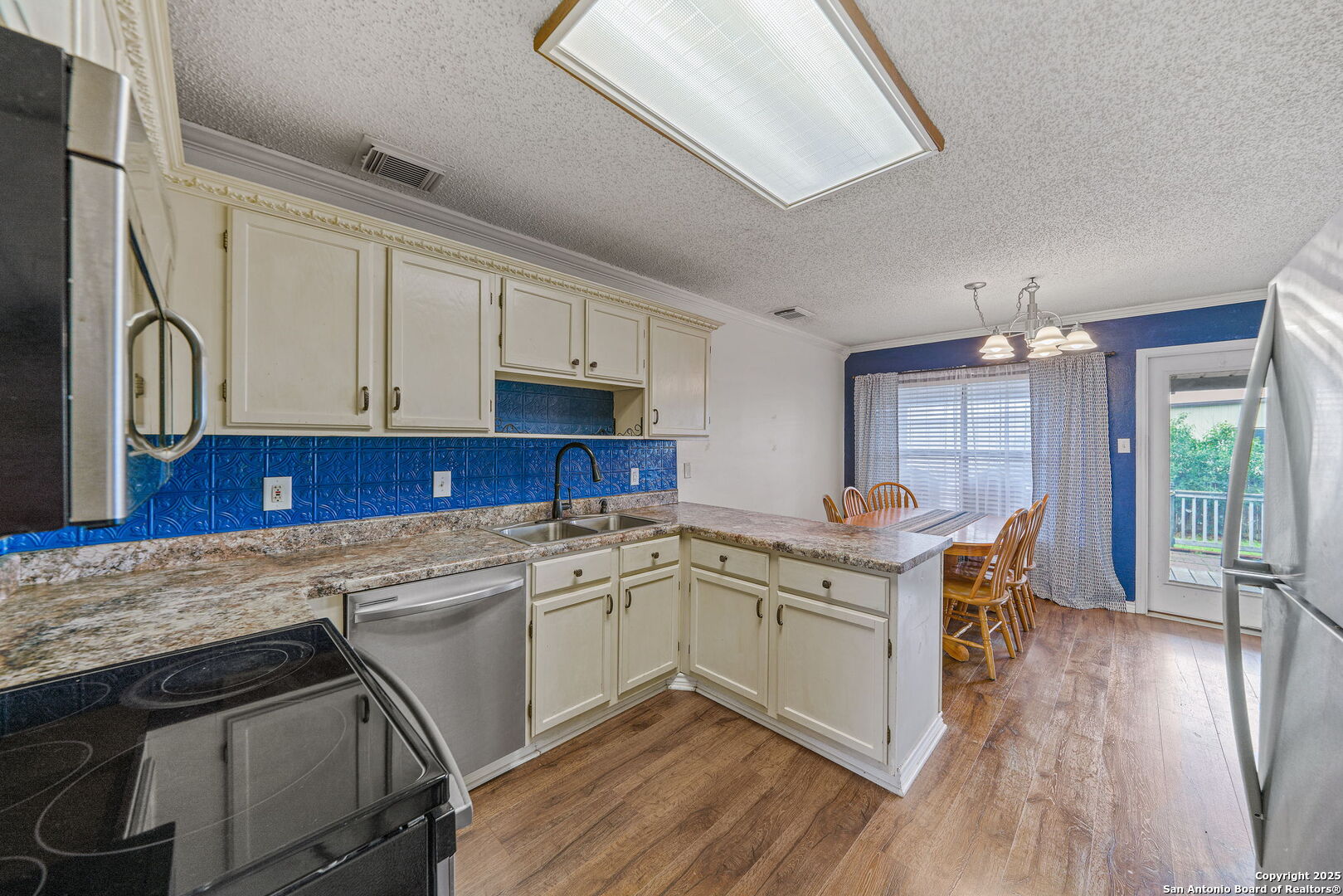 5419 Maple Vista