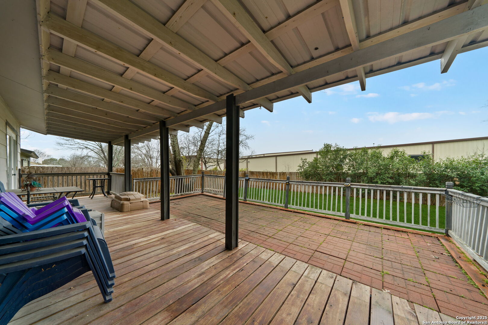 5419 Maple Vista