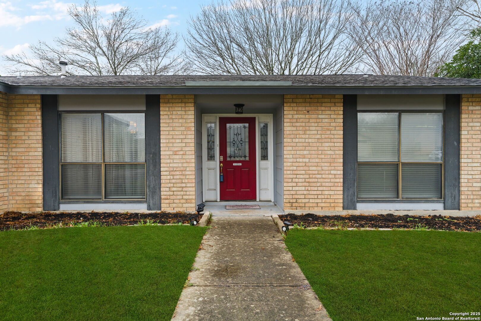 5419 Maple Vista