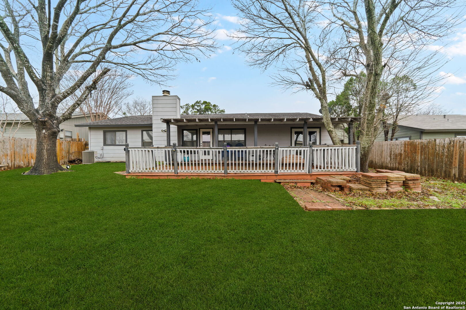 5419 Maple Vista