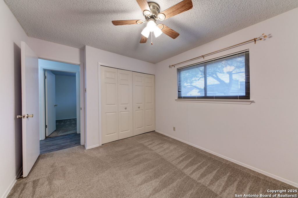524 MARILYN DR
