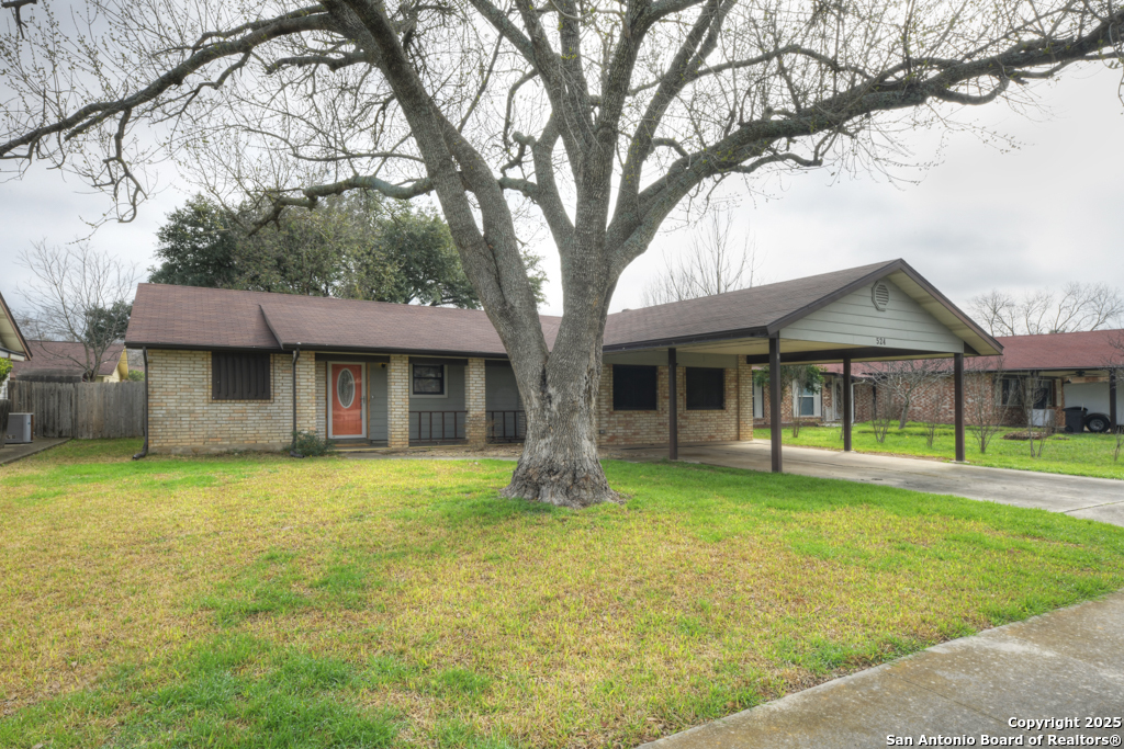 524 MARILYN DR