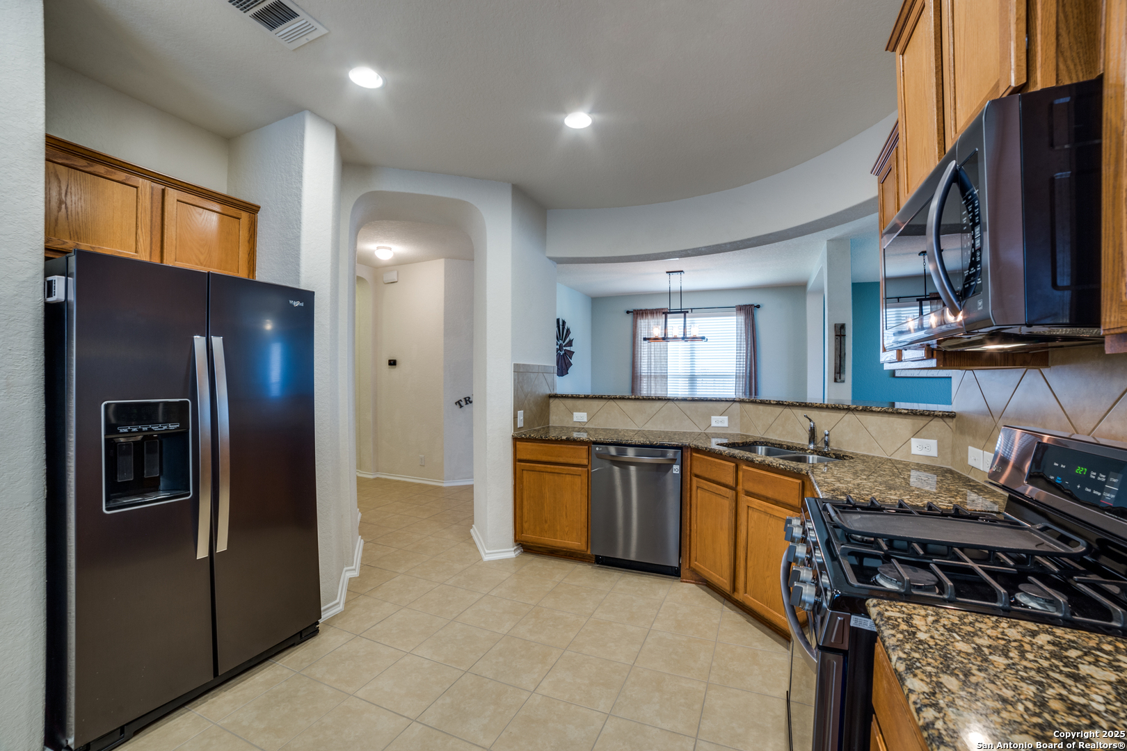 9050 HERMAN HOLLOW