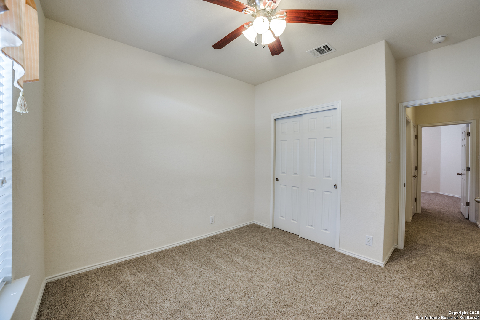 9050 HERMAN HOLLOW