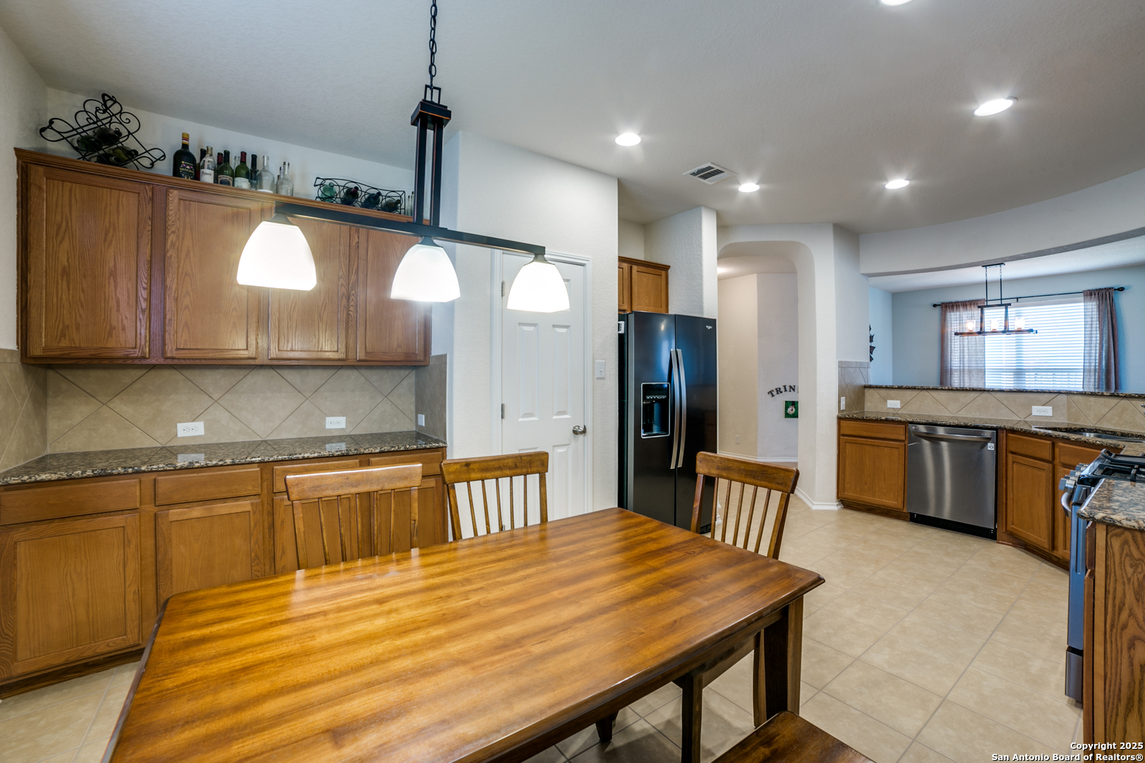 9050 HERMAN HOLLOW
