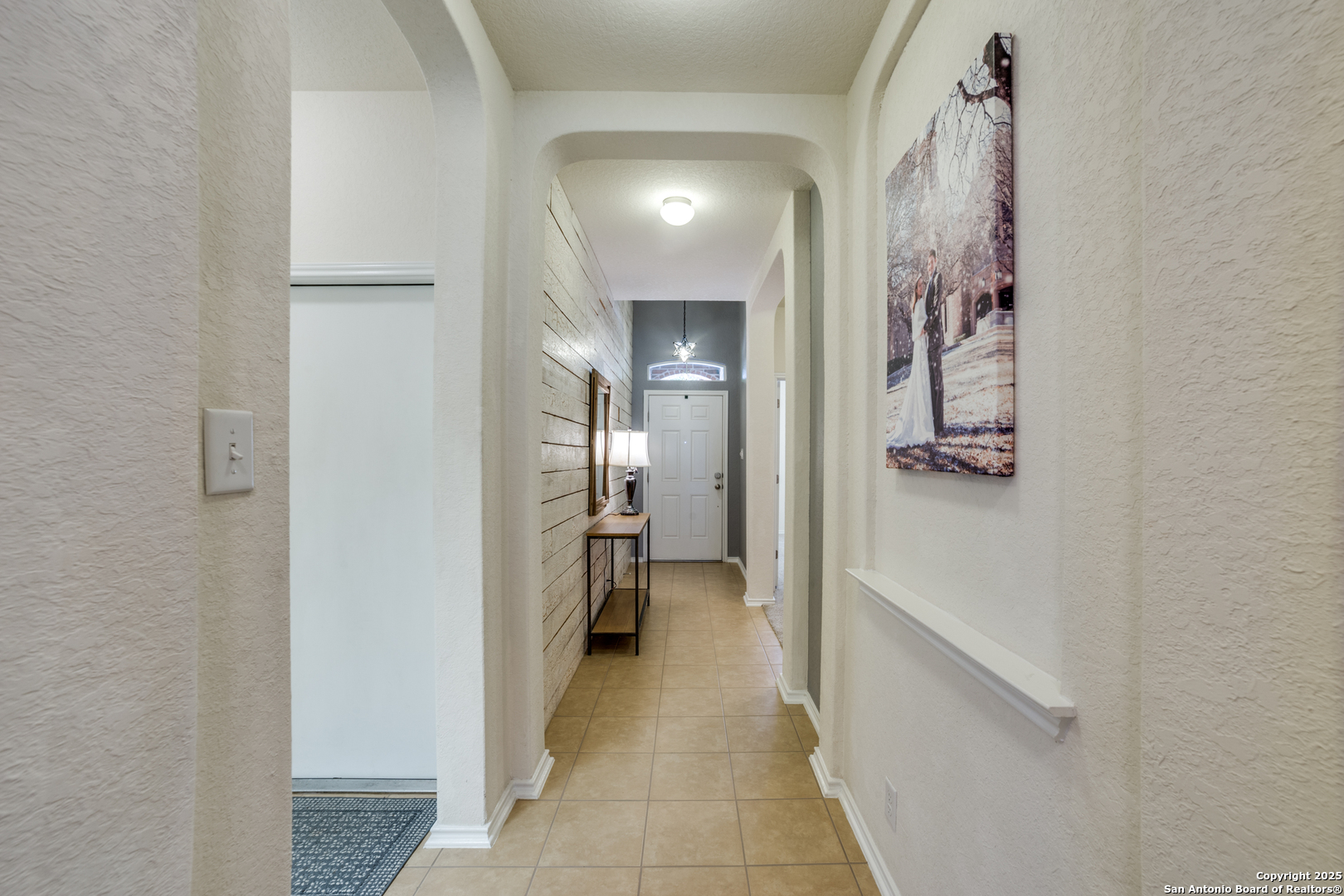9050 HERMAN HOLLOW