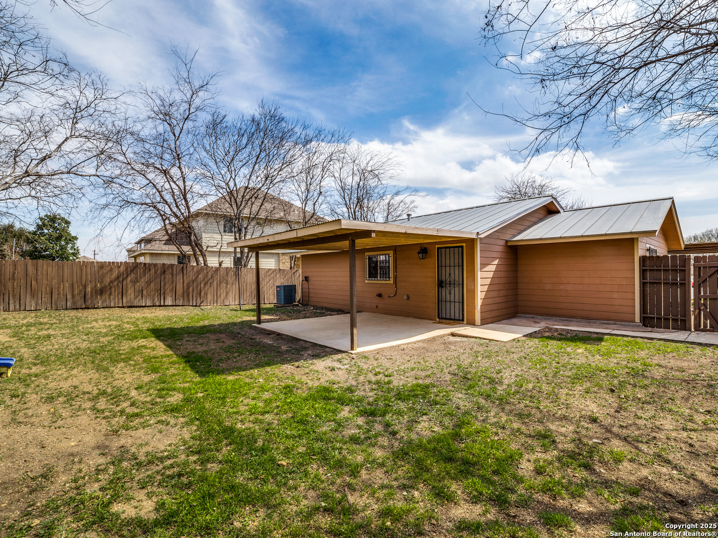 8327 Big Creek