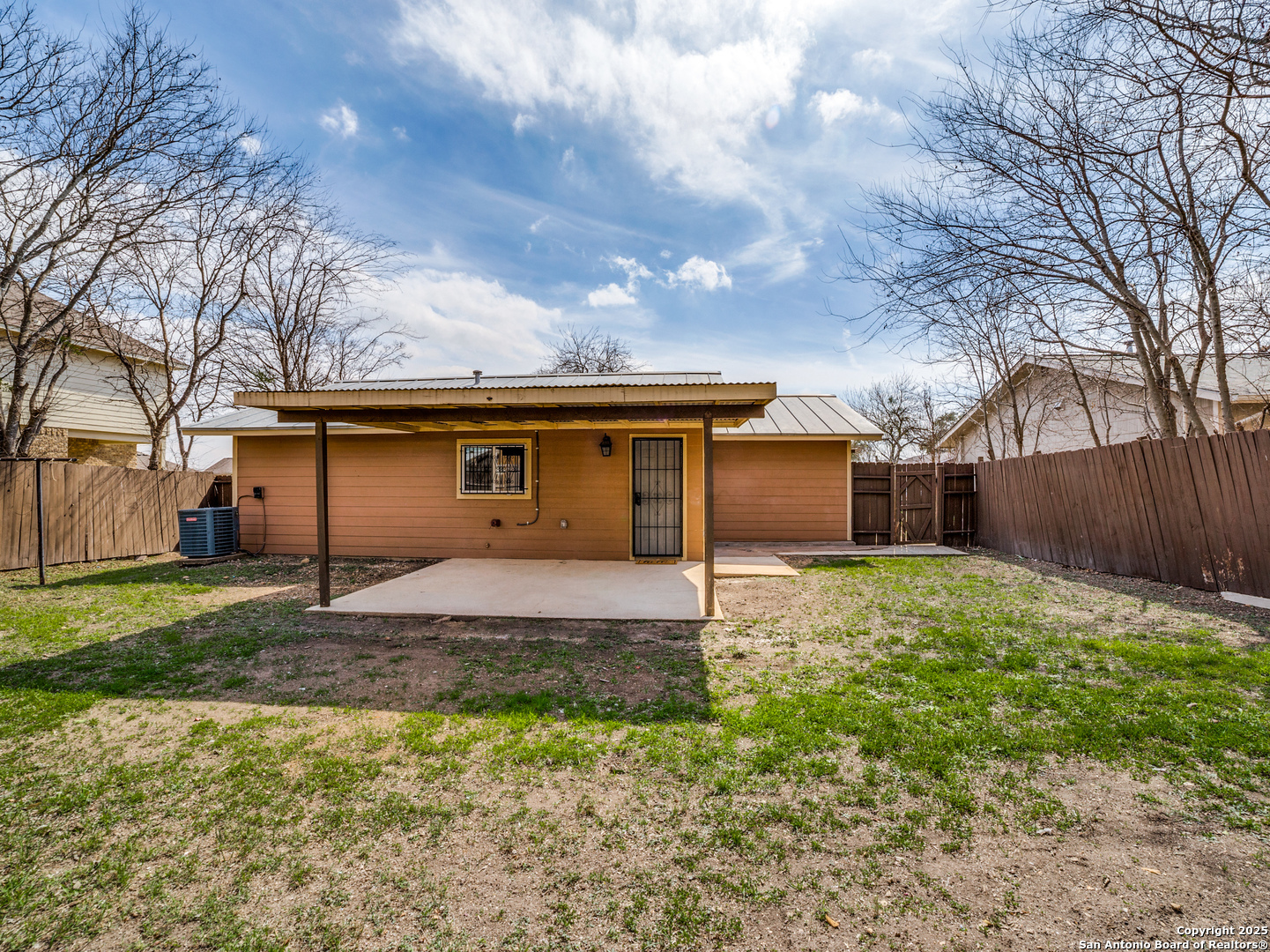 8327 Big Creek