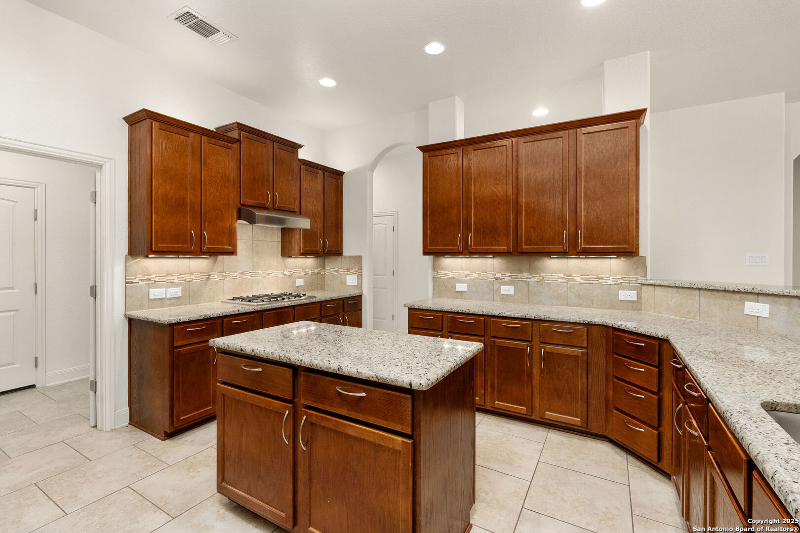 9506 Basket Elm