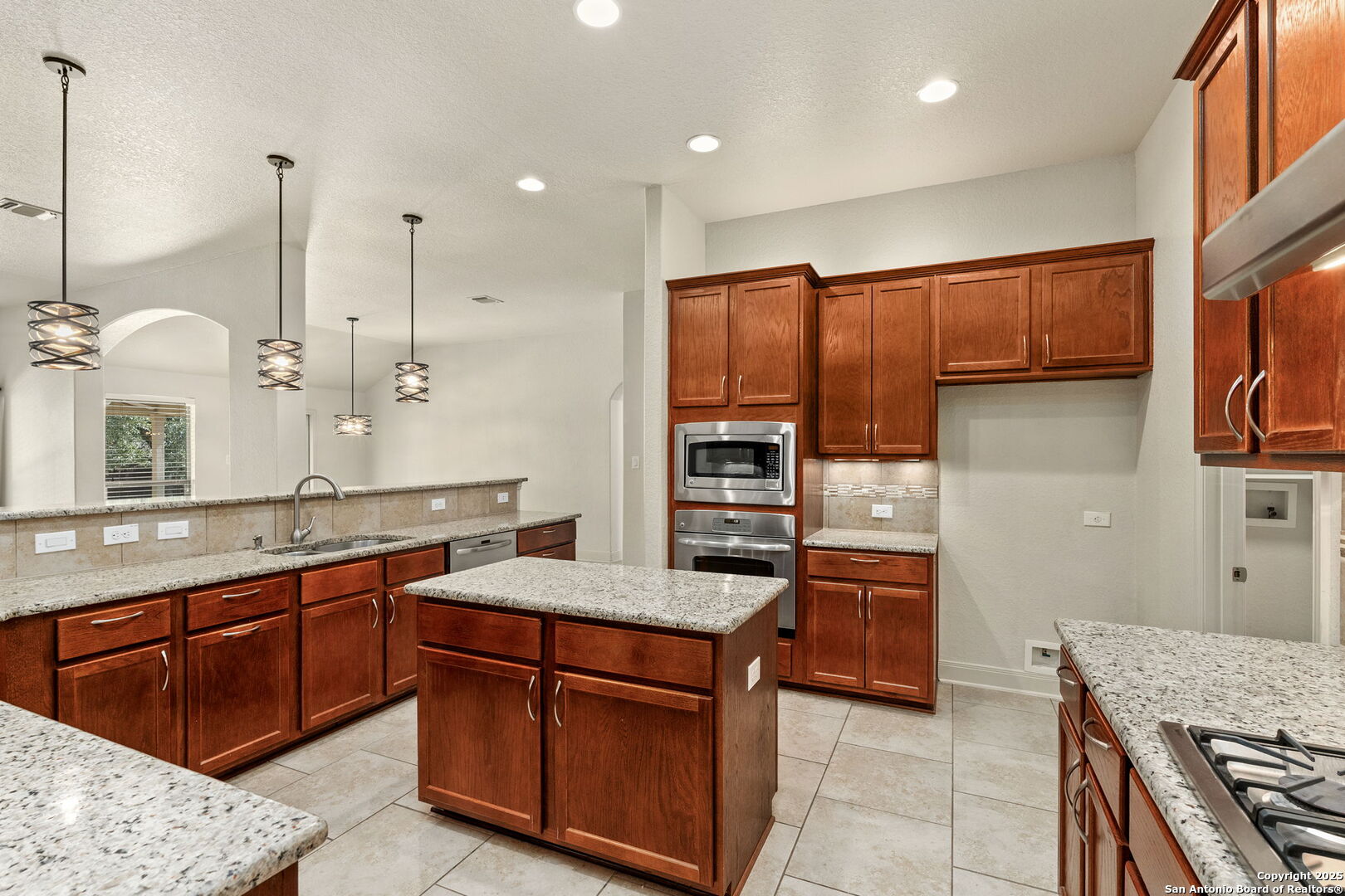 9506 Basket Elm