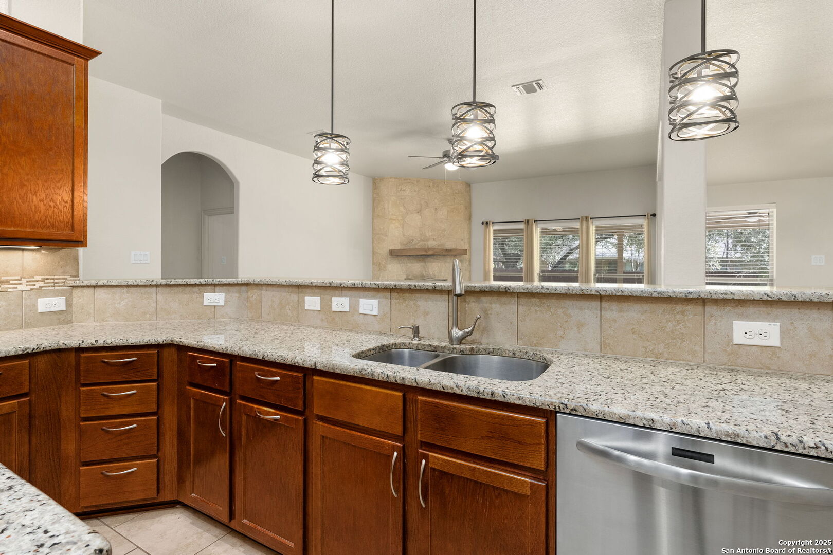 9506 Basket Elm
