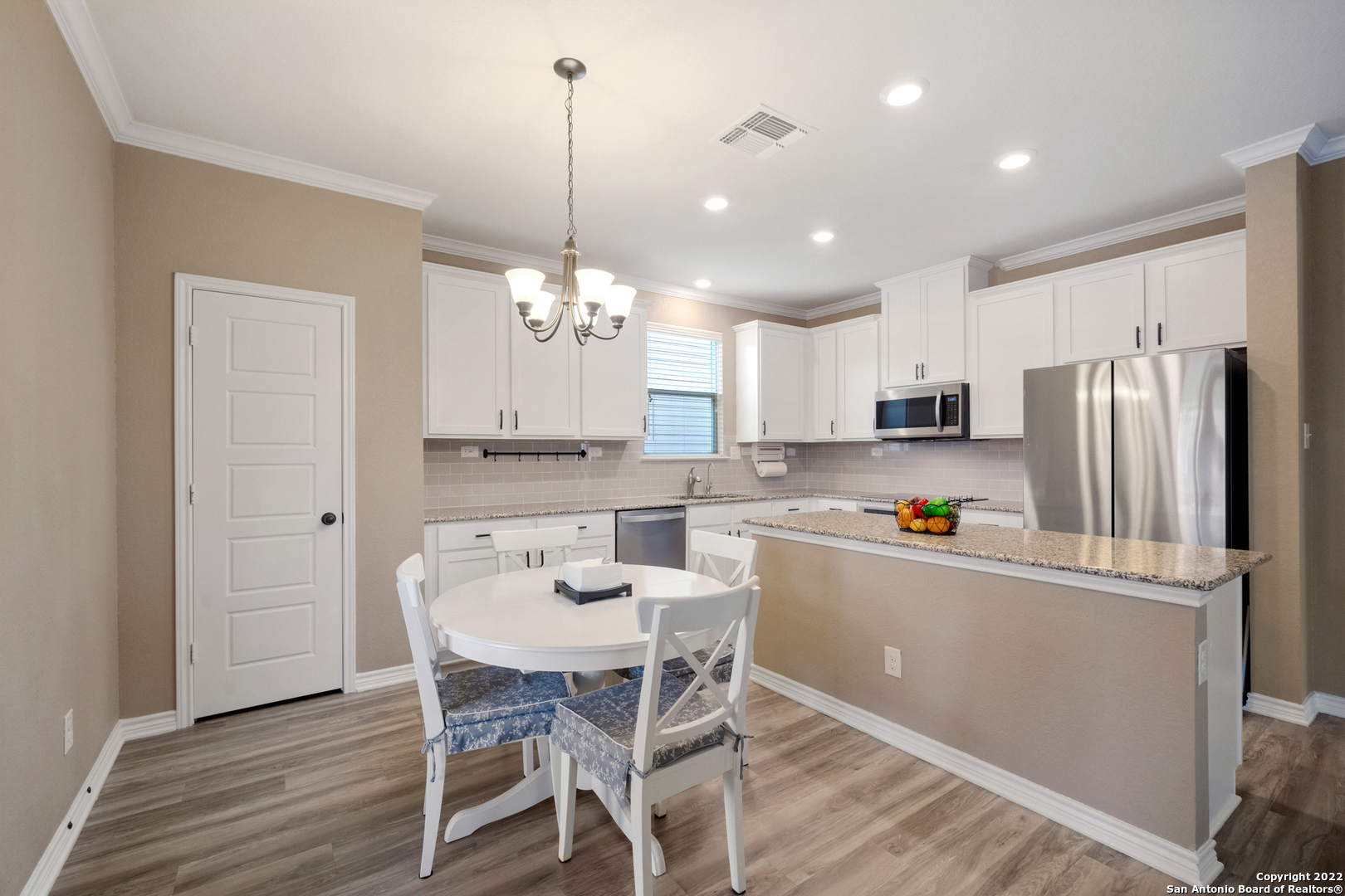 7047 Palomino Bay