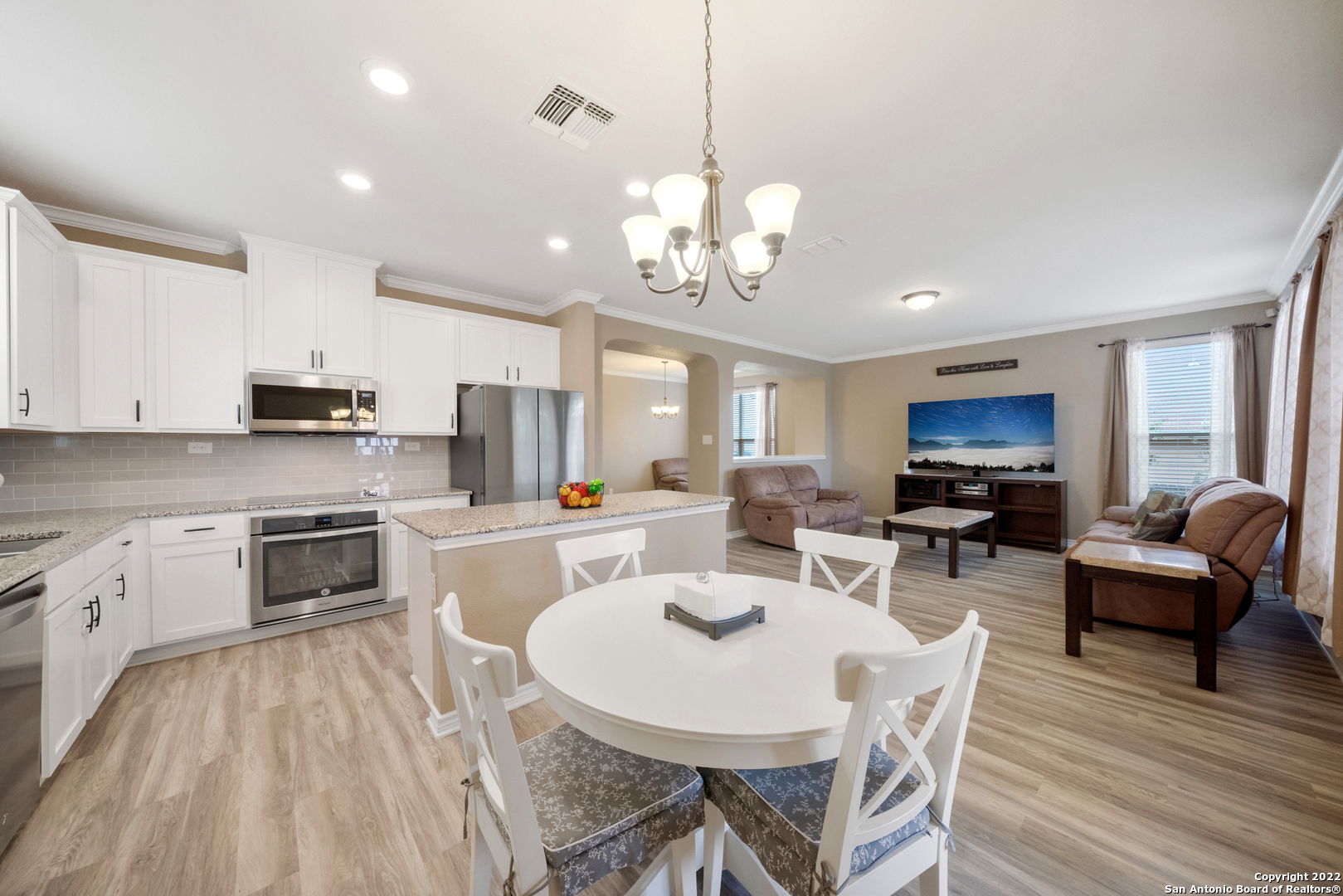 7047 Palomino Bay