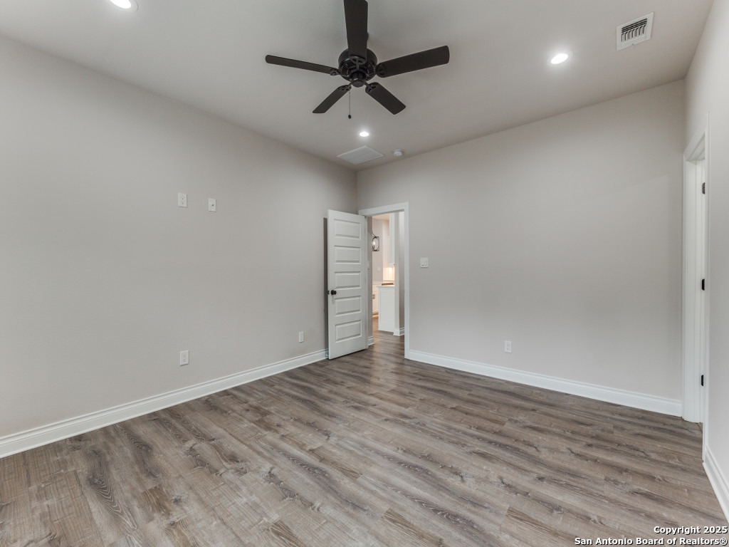 122 River View