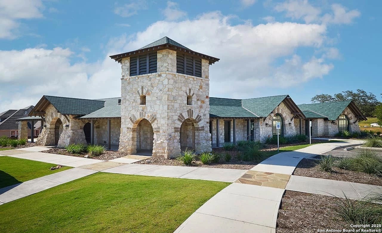 229 Branson Falls