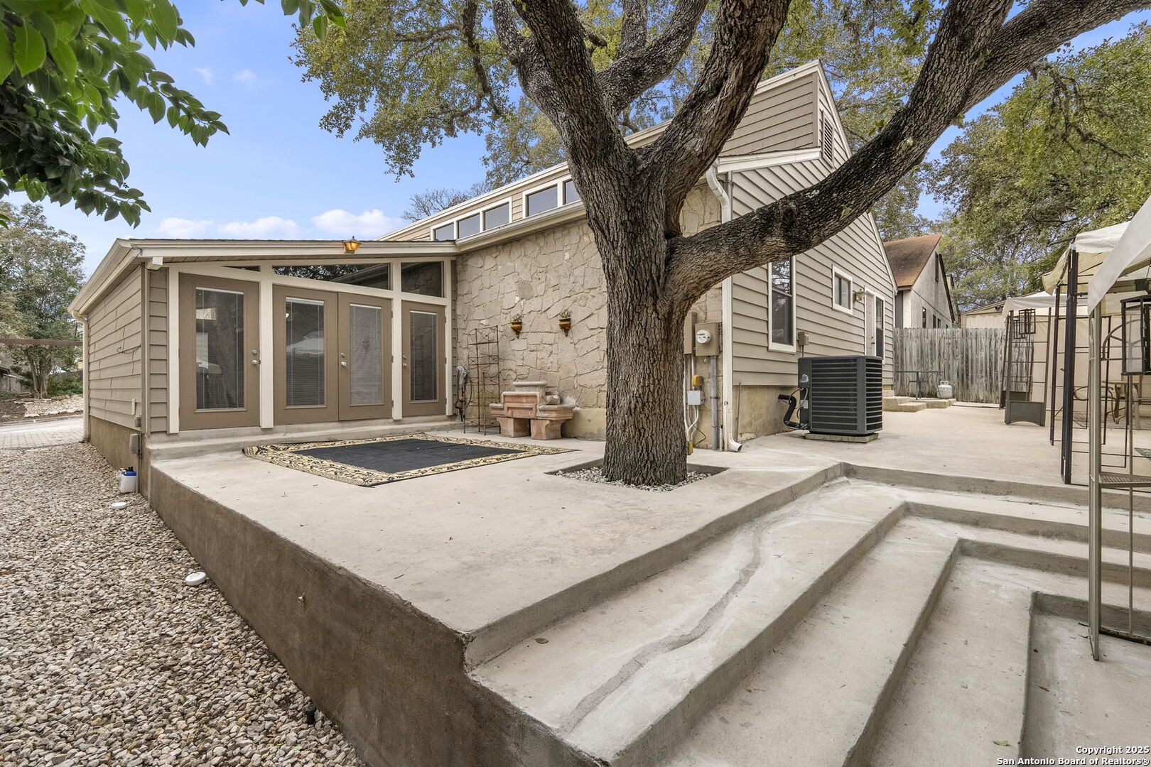 15238 Moss Way