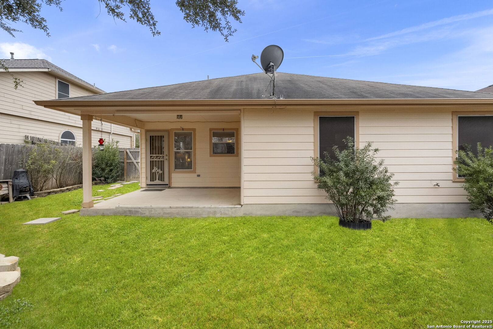725 fountain gate