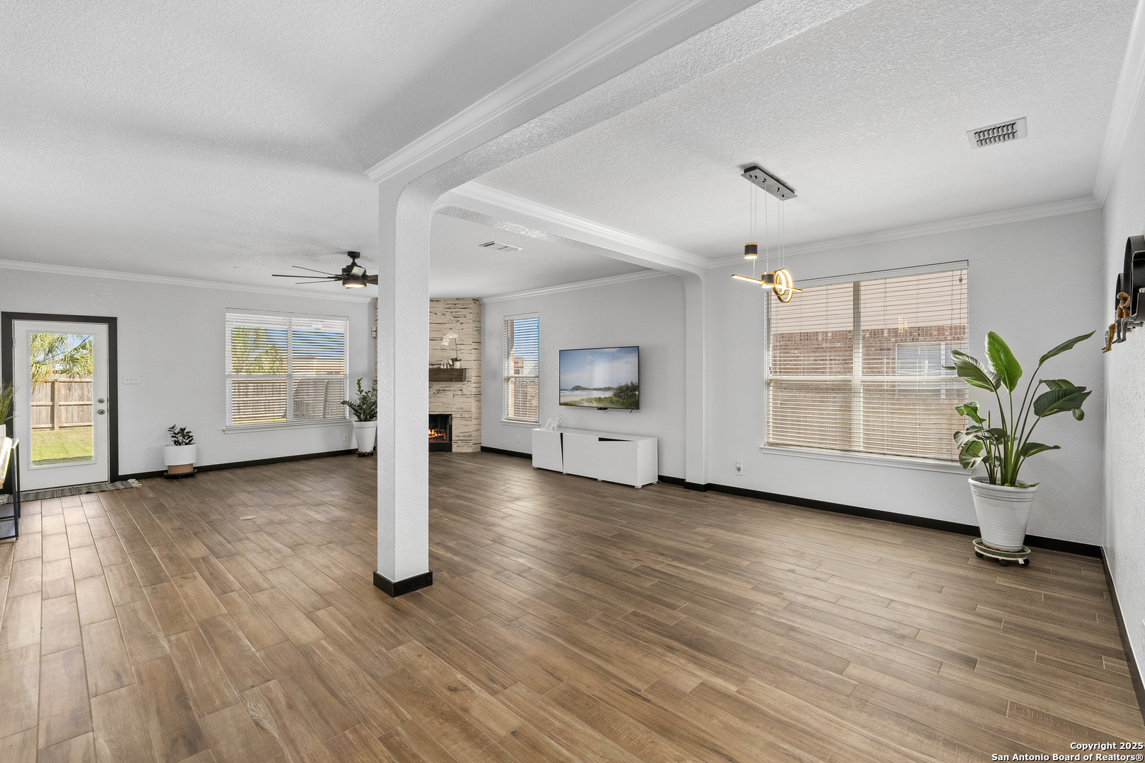 245 Kipper Ave