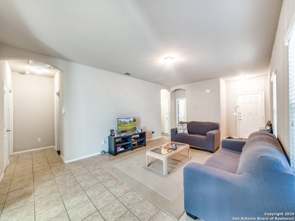 9702 Nueces Canyon