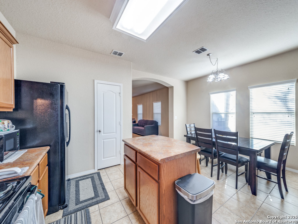 9702 Nueces Canyon