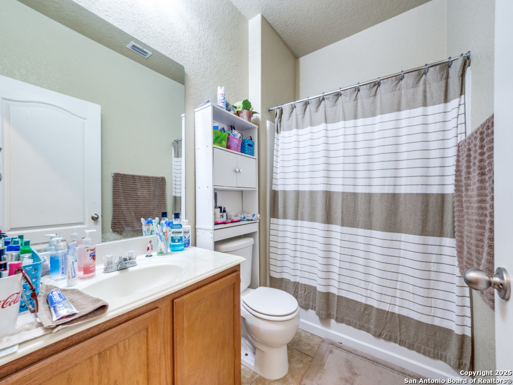 9702 Nueces Canyon
