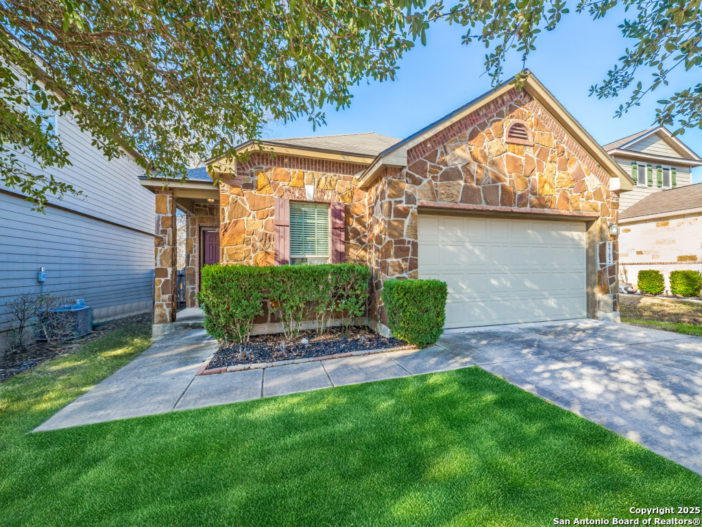 9702 Nueces Canyon